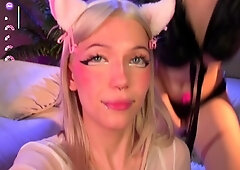 Homemade amateur webcam babe masturbating