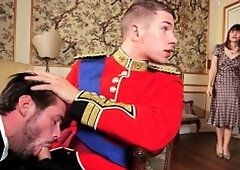 Men of UK: Hunk Paul Walker agrees to rough nailing