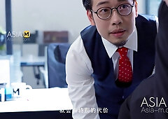 Secretary girl gets her intimate interview session with the boss