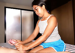 Service minded Thai girl sex massage