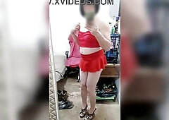 Using her corset set