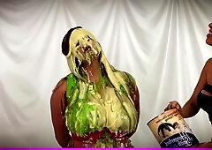 Alice is now Messy - Big ass