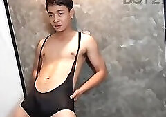 BOY 2 MEN 02 MEEN SMART & STRONG