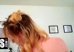 Amateur Athena Rayne loves anal
