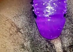 My juicy pussy is popping