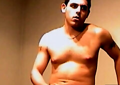 Solo str8 guy 1st time wanks in gay porn