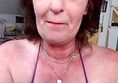 Mature women, fetishes, munches