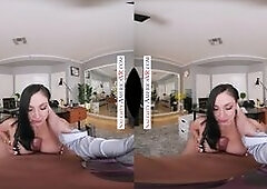 Busty Audrey Bitoni demands the new guy to fuck her in his office