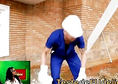 A bricklayer's servant fell for the talk of the seductive headmistress who hired him to renovate her abode, the very naïve and blameless youthfu