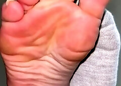 Ivys Feet - Stinky Feet Smother Joi Humiliation - Ivys Feet