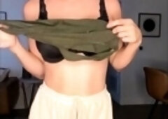 Hot amateur teen butt plug solo play