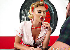 Pin-Up biotch Is plumbed At A Local Diner - Brazzers