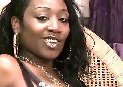 The large ass Hotty Dior adores the feeling of a BBC stretching her black fanny
