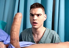 Patient Bo Sinn fucks his twink doctor, Lev Ivankov