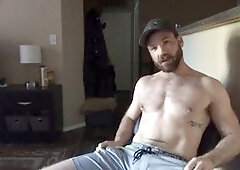Exhibitionist, eye contact daddy, for subscribers