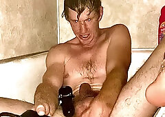 Maximum pumped culo fapping off groping jizz on bum lips