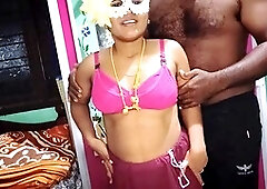 Mom Lavanya has a romantic encounter with a Tamil voice