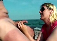 Deutscher Amateur-Sperma-Swallowing Handjob