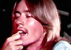 Duffys Tavern (1974) Part 2 - Repost