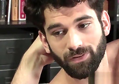 Buff bear rides for cum