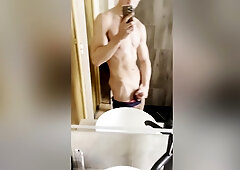 German Twink Is Jerking Off Until He