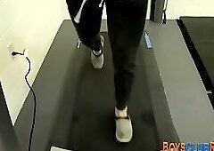 Raw fucked amateur hunk at gym