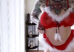 Hot brunette gives you a nice close up masturbation