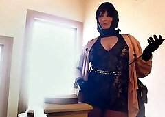 the queen s slave training