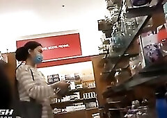 Flash Oriental Mother I'd Like To Fuck in Store