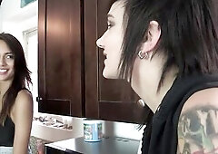 Divine Women Eating Cunts and Screwing with a Vibrator