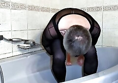 DATEZONE - Older pair enjoys kinky sex