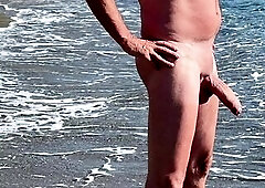 Look how I have a fun letting my snatch play in the waves. My boyfriend too liked it very much. Can u guess it?