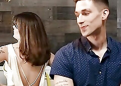 Shemale Porn Video Shemale Threesome - Daisy Taylor