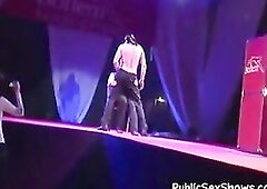 Gracious muscle boy stripper does a hot dance for an mature honeys