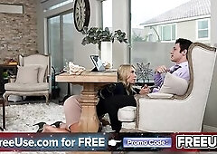 Suck My Jock During the time that I Talk to My Boss: Jayden Uses His Freeuse Wife Sarah's Throat to Relieve Stress