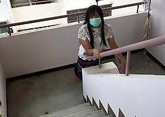 Thailand sarong patik demonstrate solo