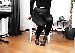 full version in menyvids with closeups when I lastly got drilled