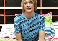 Solo twink jerks off after interview