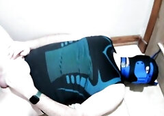 just a quick fap from a pup