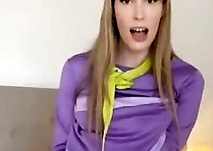 Daphné cosplay and cum countdown (small cum)
