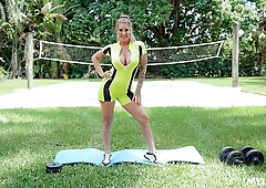 Twerkaholics Anonymous