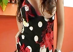 This butty TS chick looks like a pornstar