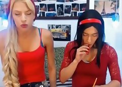 Blond & black-haired colombian shemales fucking & sucking each other