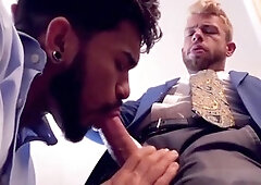 Suit-sex, menplaying, businessmen