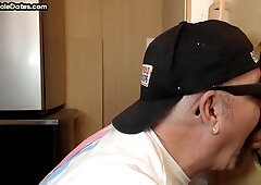 Gloryhole amateur DILF sucks rod with his hungry mouth