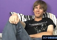 Stunning skinny Taylor's cum shot after sensual handjob fun