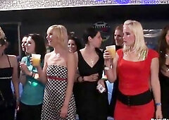 AMATEUR CFNM SCREW STRIPPER