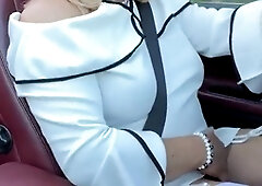 Beautiful first-timer crossdresser Kellycd2022 seduces stunning cougar in a white outfit