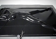 First Time Breathplay Orgasm In Vacbed With Remote Control Breathing Tube And Estim