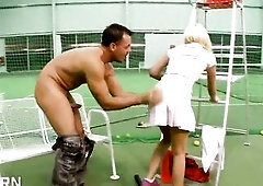 Hard anal sex for the wonderful butt of hawt blond cutie in the tennis court